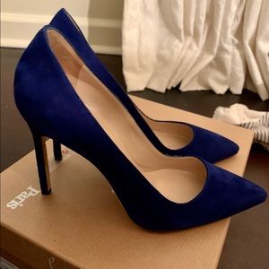 Manolo Blahnik Suede Pointed Toe Pumps Sz 35.5